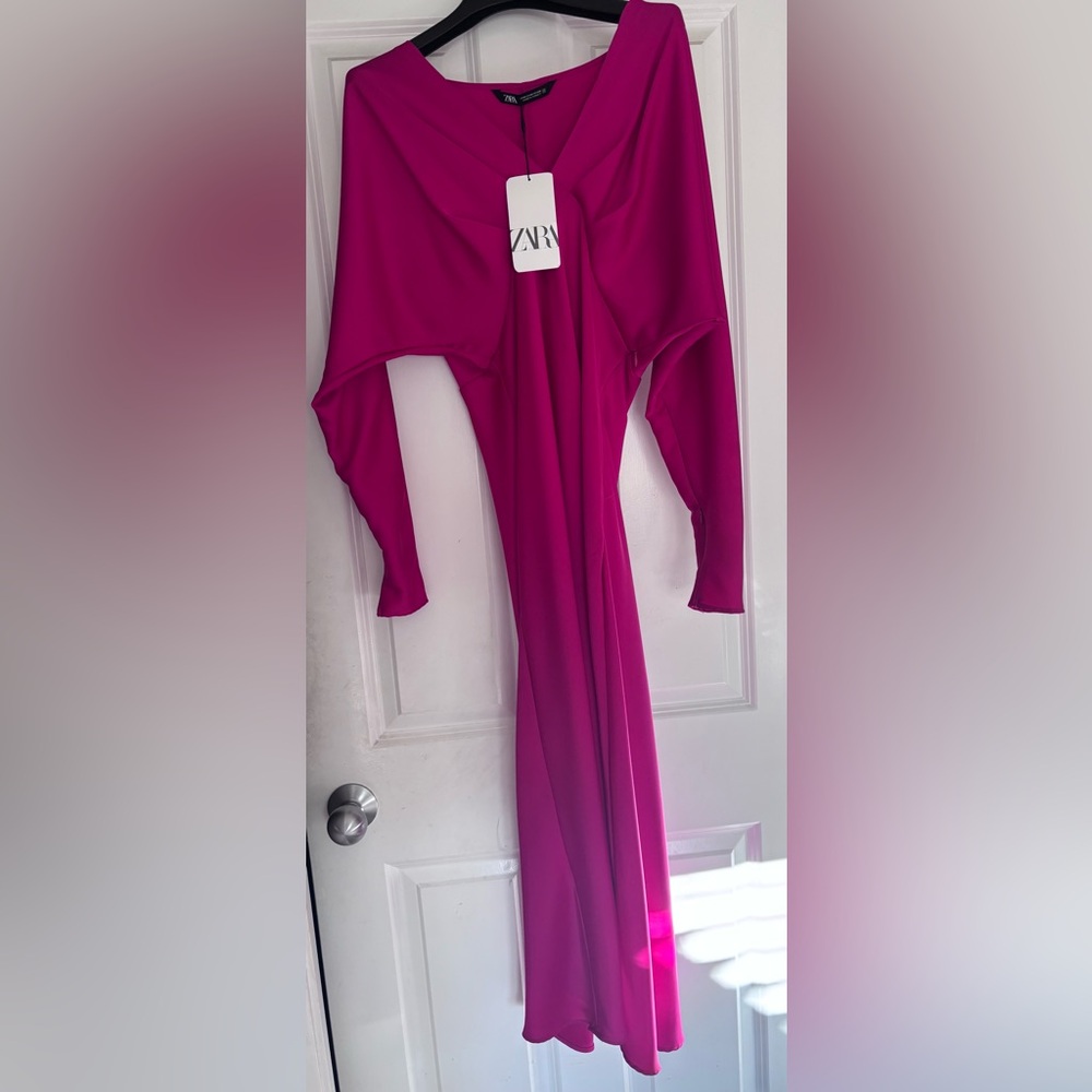 Zara Women's Fuchsia Long Sleeve Dress
